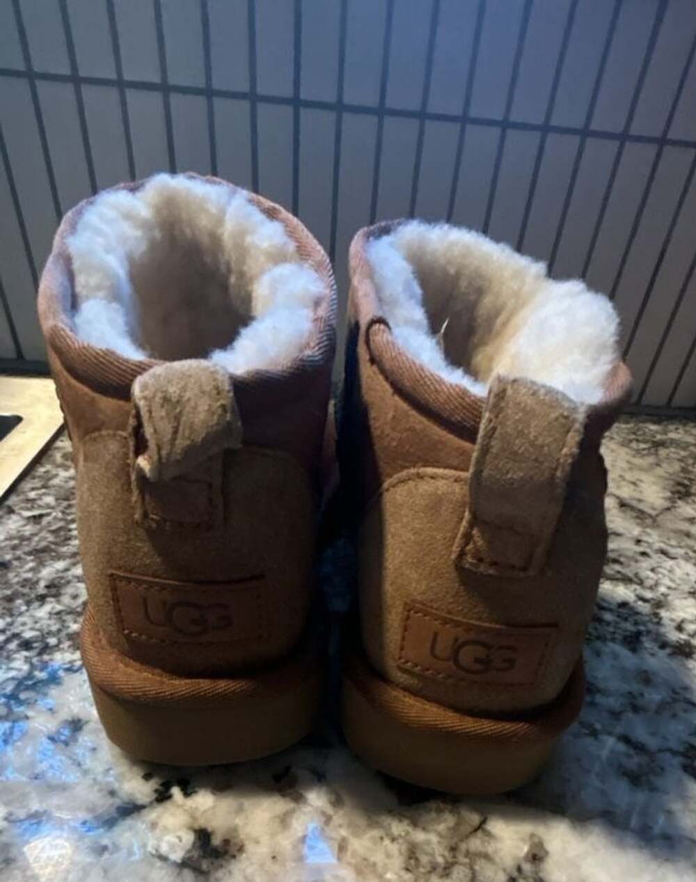 Ugg Classic Ultra Mini Ankle Boot Chestnut size 8 women